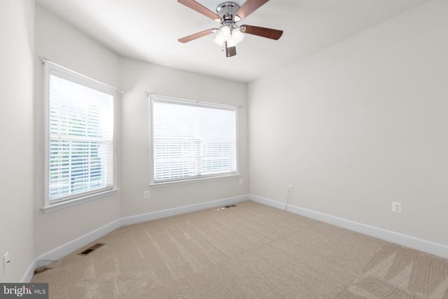 5817 S MILLS MANOR CT, Fredericksburg, VA 22407