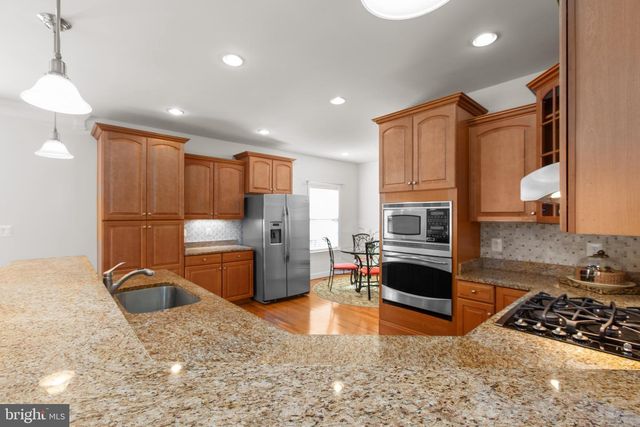 5817 S MILLS MANOR CT, Fredericksburg, VA 22407