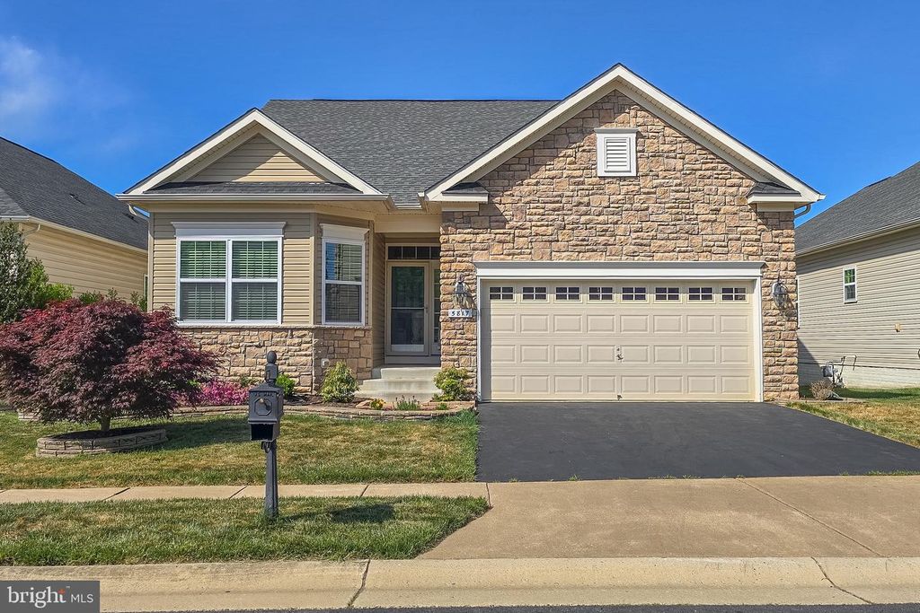 5817 S MILLS MANOR CT, Fredericksburg, VA 22407