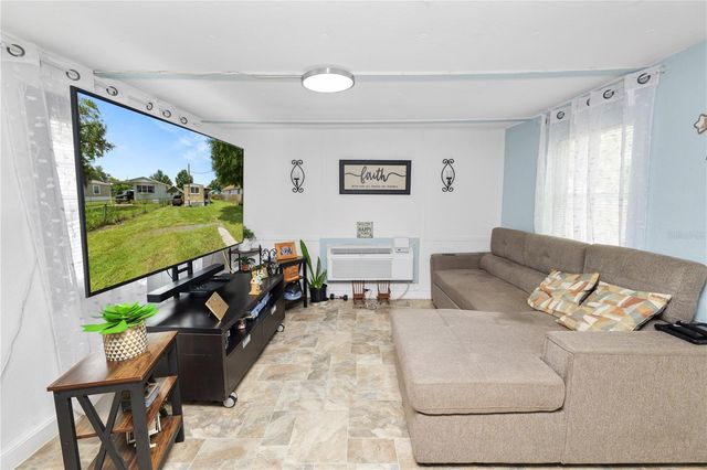 1111 S TERRY AVENUE, Lakeland, FL 33815