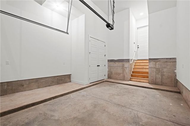 459 SW Longview Boulevard, Lee's Summit, MO 64081