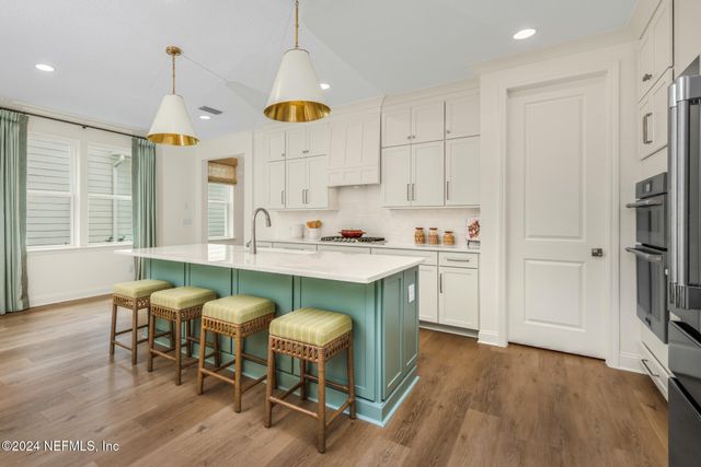 128 SUTTON Drive, Ponte Vedra, FL 32081