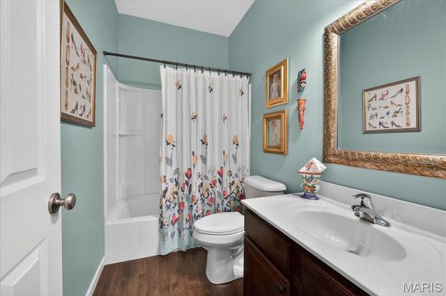 952 Meramec Grove Drive, Ballwin, MO 63021