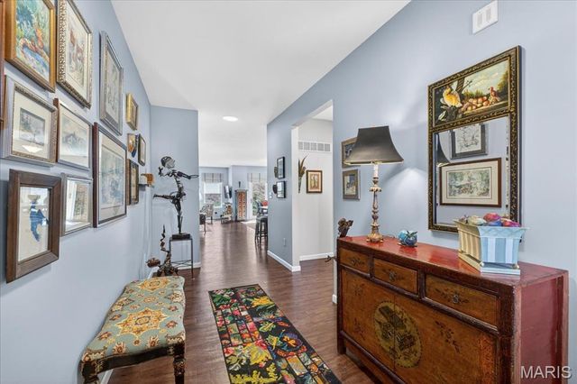 952 Meramec Grove Drive, Ballwin, MO 63021