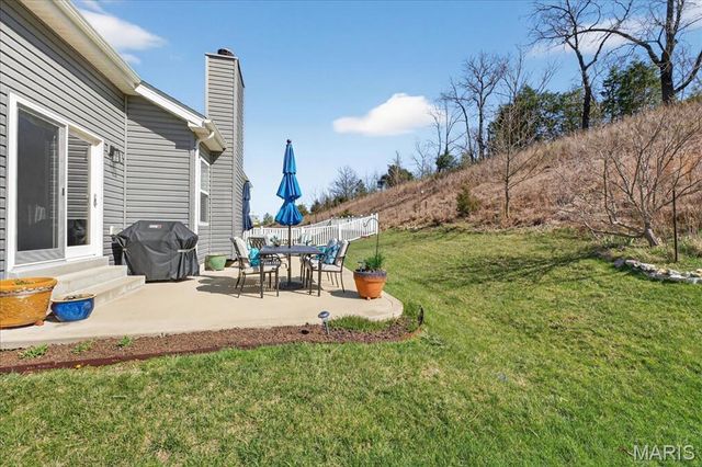 952 Meramec Grove Drive, Ballwin, MO 63021