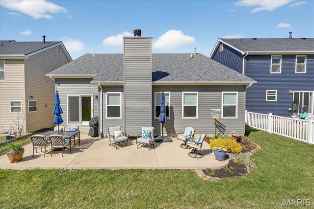 952 Meramec Grove Drive, Ballwin, MO 63021