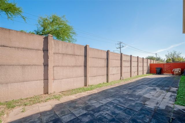 6302 Wellness Landing Ln, Houston, TX 77072