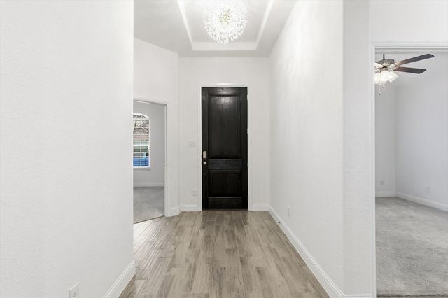 916 10th Street, Argyle, TX 76226