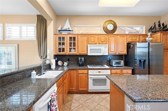 78701 Falsetto, Palm Desert, CA 92211