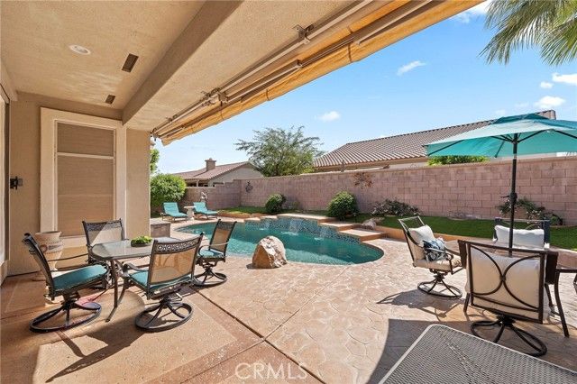 78701 Falsetto, Palm Desert, CA 92211