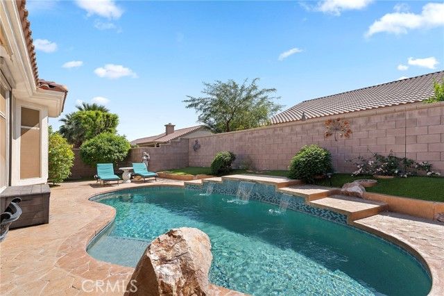 78701 Falsetto, Palm Desert, CA 92211