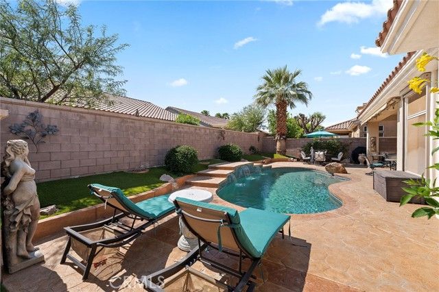78701 Falsetto, Palm Desert, CA 92211