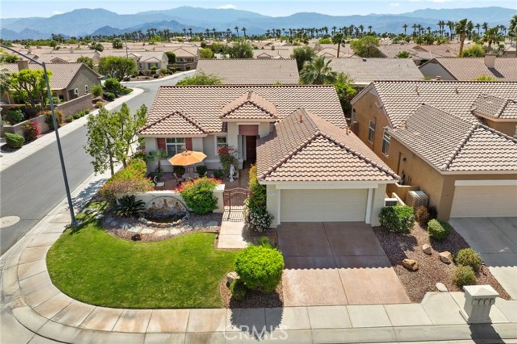 78701 Falsetto, Palm Desert, CA 92211