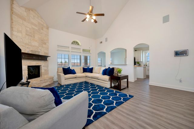 8500 Delmar Court, Fort Worth, TX 76123