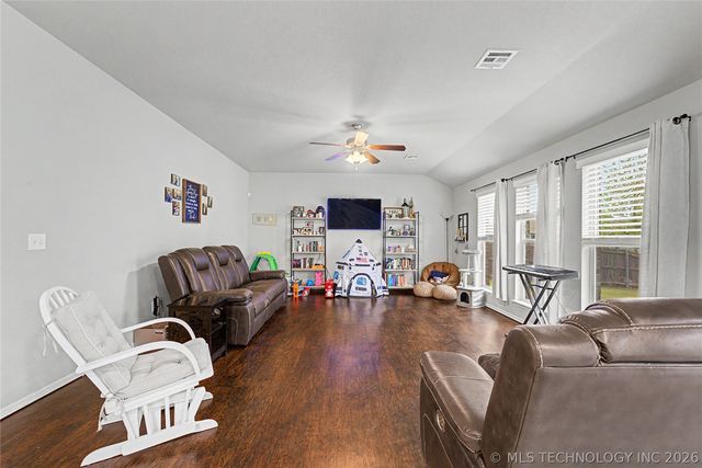 3734 E 144th Street S, Bixby, OK 74008