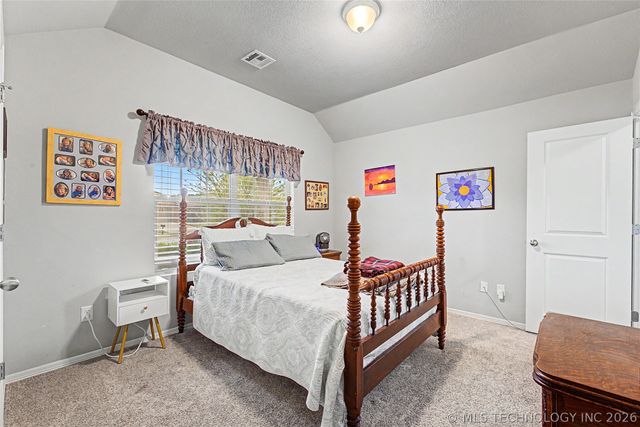 3734 E 144th Street S, Bixby, OK 74008