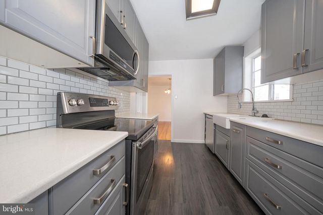 1305 CENTER RD, Drexel Hill, PA 19026