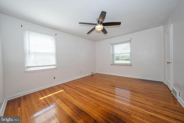 1305 CENTER RD, Drexel Hill, PA 19026