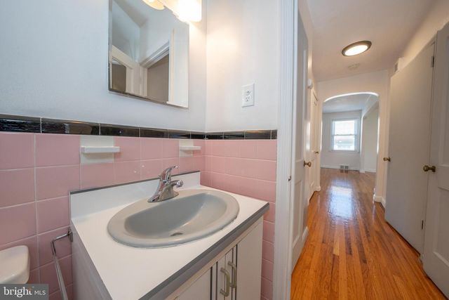 1305 CENTER RD, Drexel Hill, PA 19026