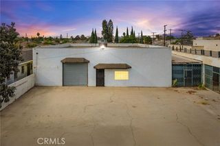 915 N Willowbrook Avenue, Compton, CA 90220