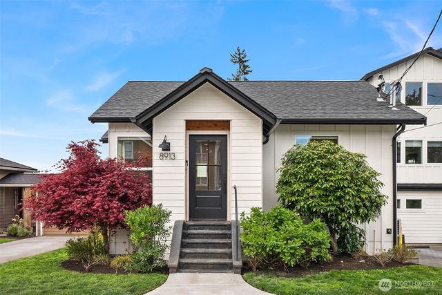 8913 8th Avenue NE, Seattle, WA 98115