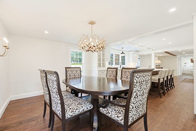 122 Great Plain Ave, Wellesley, MA 02482