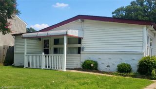1505 Sparrow RD, Chesapeake, VA 23325
