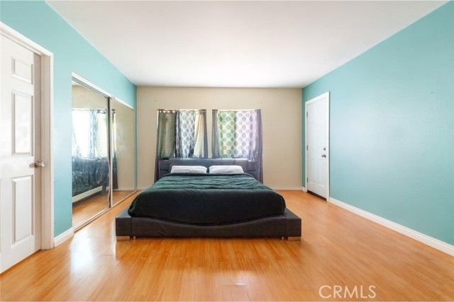 7545 White Oak, Reseda (los Angeles), CA 91335