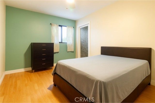 7545 White Oak, Reseda (los Angeles), CA 91335