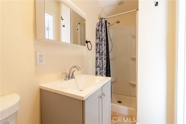 7545 White Oak, Reseda (los Angeles), CA 91335