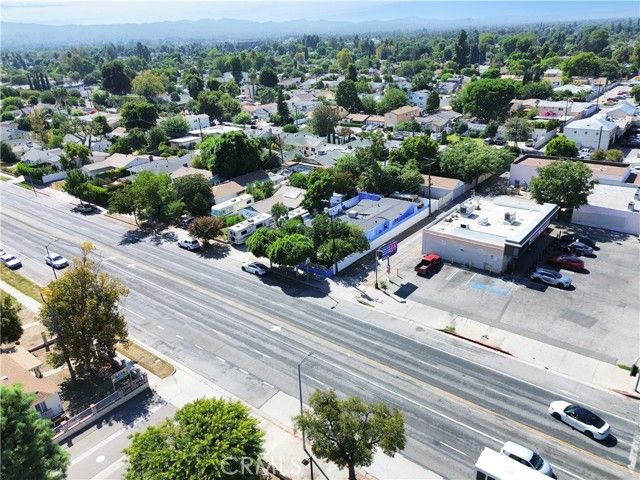 7545 White Oak, Reseda (los Angeles), CA 91335