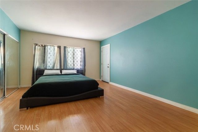 7545 White Oak, Reseda (los Angeles), CA 91335