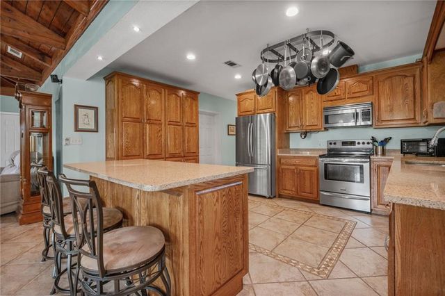 15025 Bellingrath Road, Coden, AL 36523