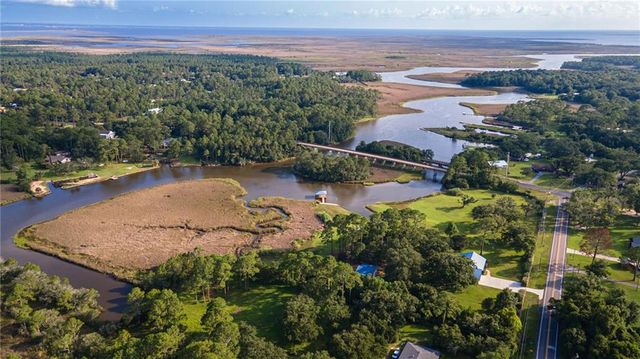 15025 Bellingrath Road, Coden, AL 36523