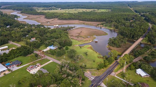 15025 Bellingrath Road, Coden, AL 36523