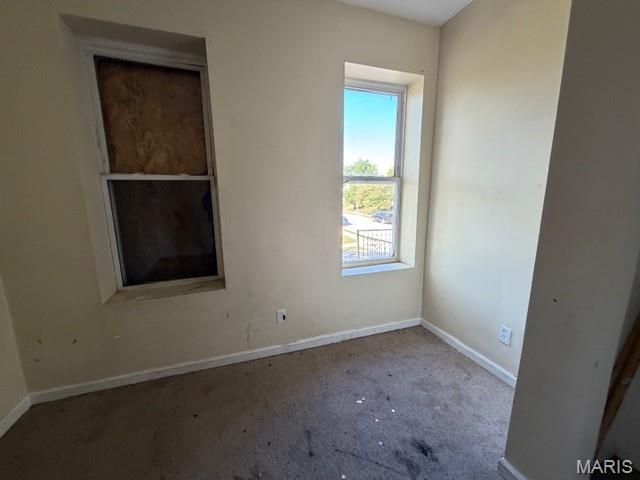 5651 Wells Avenue, St Louis, MO 63112