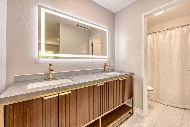 2315 Eastbluff, Newport Beach, CA 92660