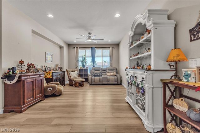 9511 Star Vista Court, Las Vegas, NV 89149