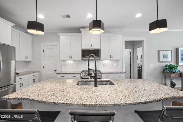 231 Locust Fence Road, St. Helena Island, SC 29920