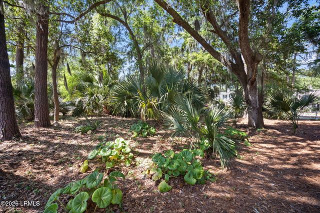 231 Locust Fence Road, St. Helena Island, SC 29920