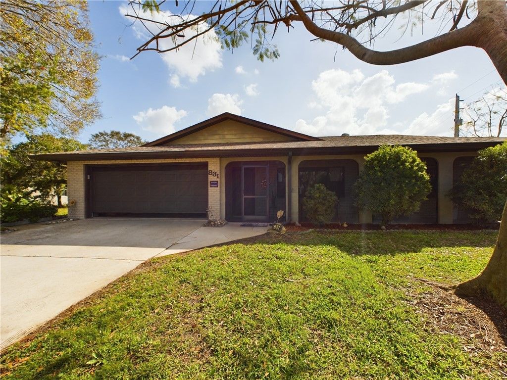 831 Clearmont Street, Sebastian, FL 32958