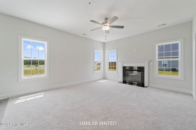 1864 Olde Towne Pointe Boulevard, Jacksonville, NC 28546