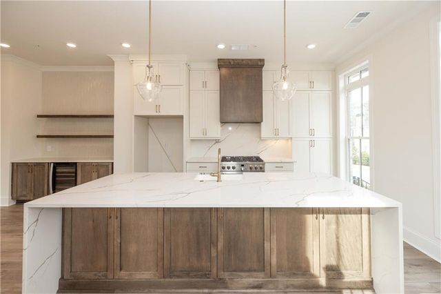 230 Midnight Oak Run 1, Alpharetta, GA 30009