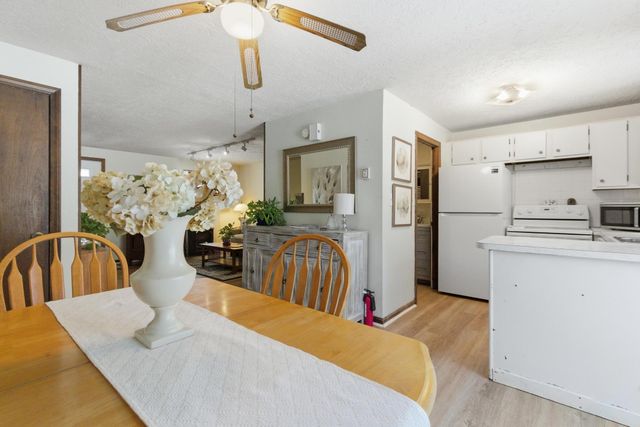 15 Fieldstone Drive, Londonderry, NH 03053