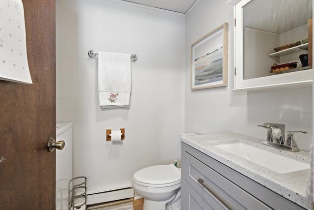 15 Fieldstone Drive, Londonderry, NH 03053