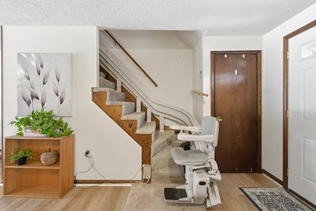 15 Fieldstone Drive, Londonderry, NH 03053