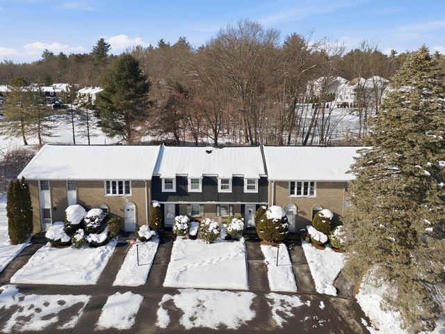 15 Fieldstone Drive, Londonderry, NH 03053