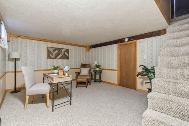 15 Fieldstone Drive, Londonderry, NH 03053