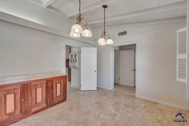 216 Pine Valley Drive, Warner Robins, GA 31088