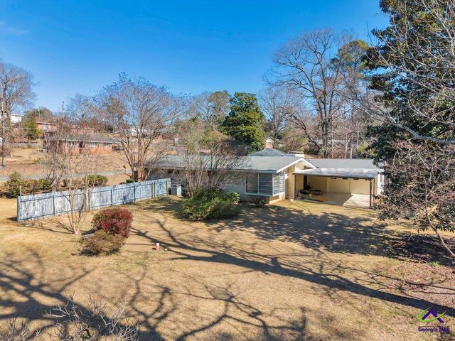 216 Pine Valley Drive, Warner Robins, GA 31088